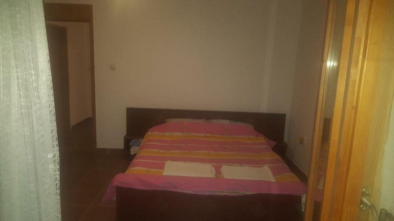 Darinka Aparthotel Ulcinj Room photo
